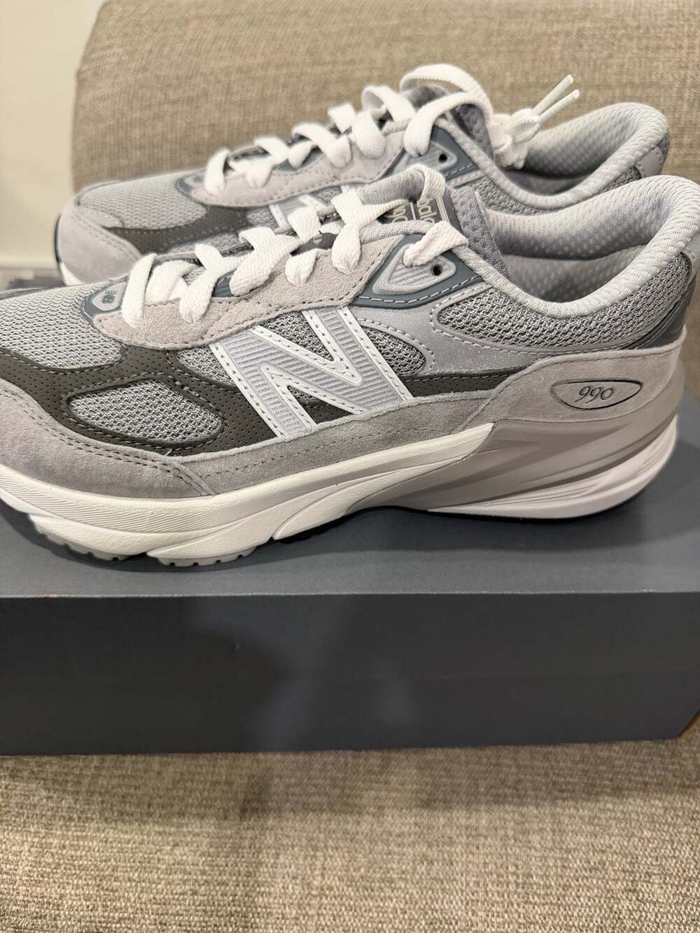 New Balance 990v6 Grey Running Shoes Size 5